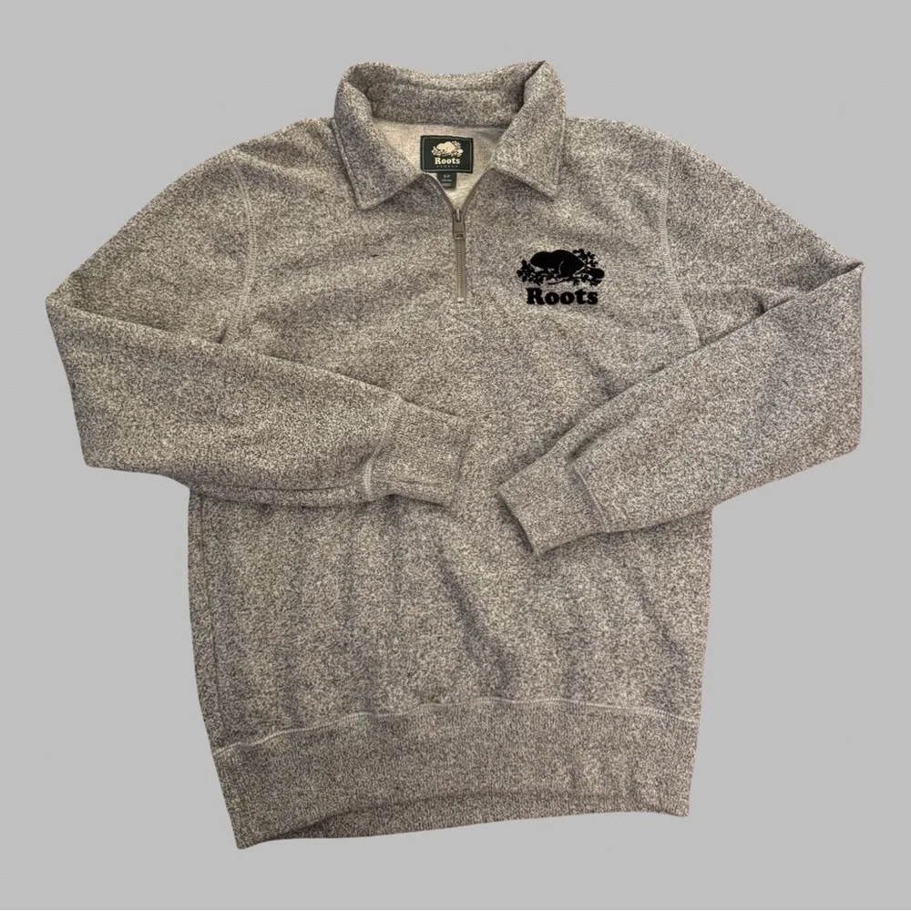ROOTS Men’s  Heather Gray 1/4 Zip Sweater Size Small